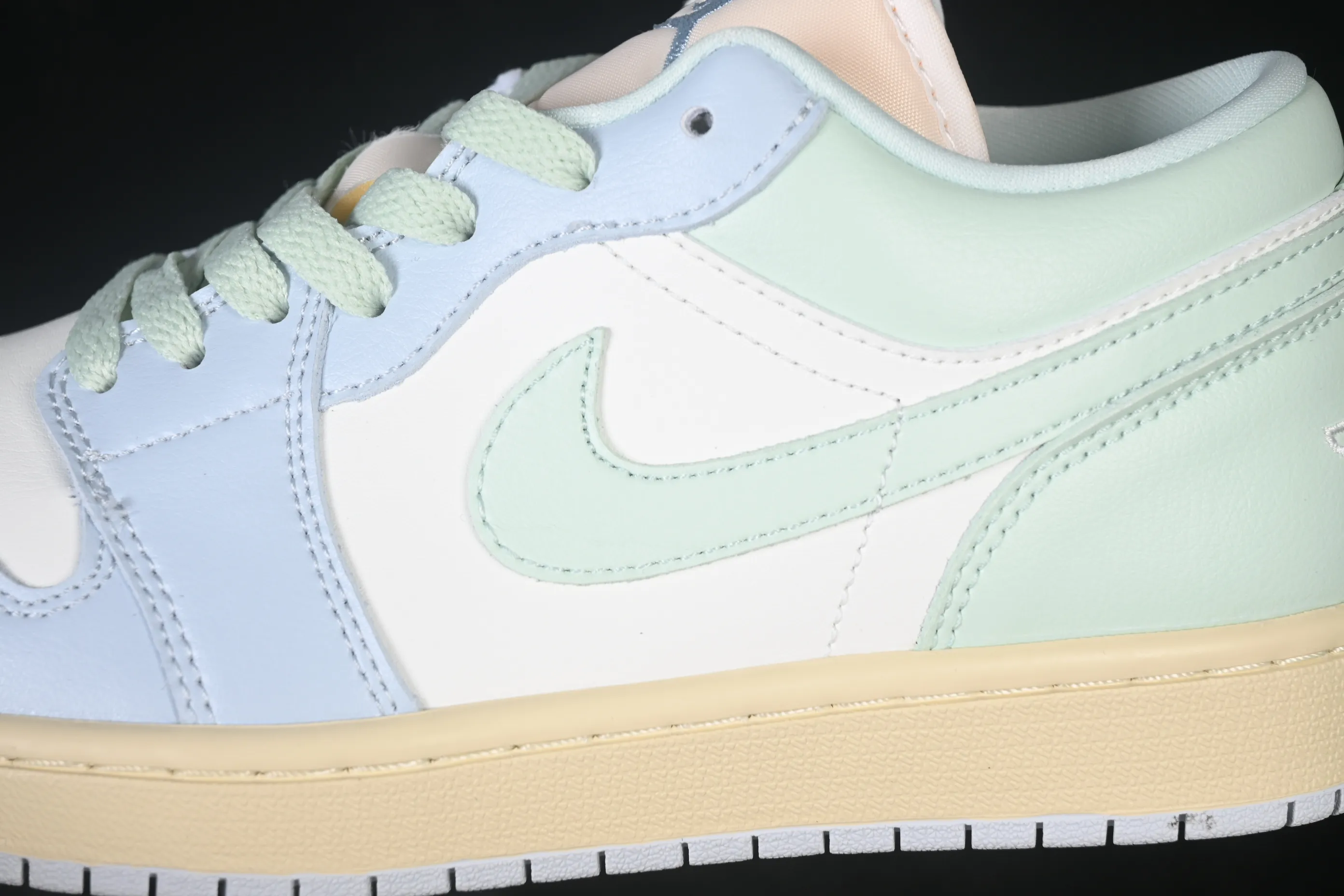 All categories Air Jordan Jordan series basketball shoes Air Jordan 1 Low Air Jordan 1 Low AJ1 Joe 1 light blue color matching low-top cultural casual sneakers DC0774-108